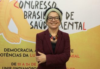 A filósofa e escritora Viviane Mosé conversa sobre vida, morte, sofrimento, o papel da arte e saúde mental