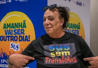 Pitty Barbosa, ativista de Guaíba (RS), destacou a invisibilidade de alguns temas na conferência, como a o envelhecimento de travestis e transexuais vivendo com HIV. — Foto: Eduardo de Oliveira.