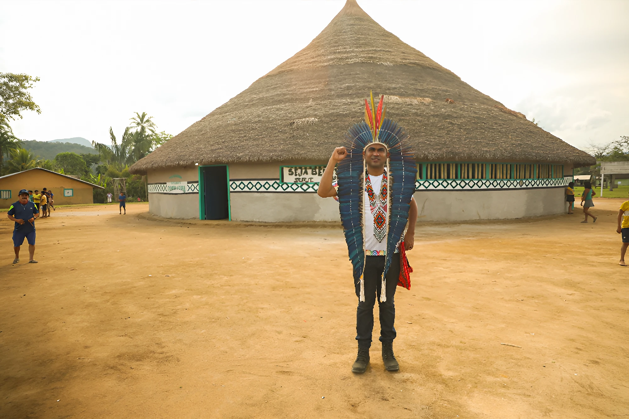 Weibe Tapeba coordenou a Federação dos Povos e Organizações Indígenas do Ceará (Fepoince). — Foto: Reprodução.