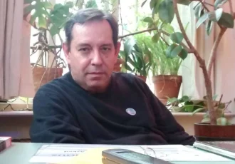 Hhistoriador, mestre em Saúde Pública e doutor em Políticas Públicas e Estratégias de Desenvolvimento, Carlos Fidelis é presidente do Cebes no biênio 2023/2024. — Foto: Acervo pessoal.