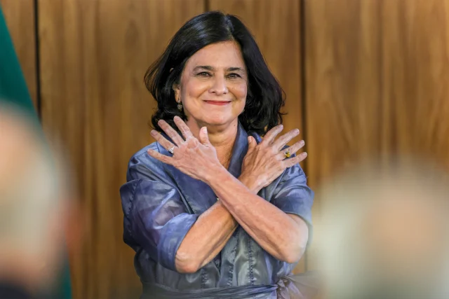 O que representa a demissão de Nísia?