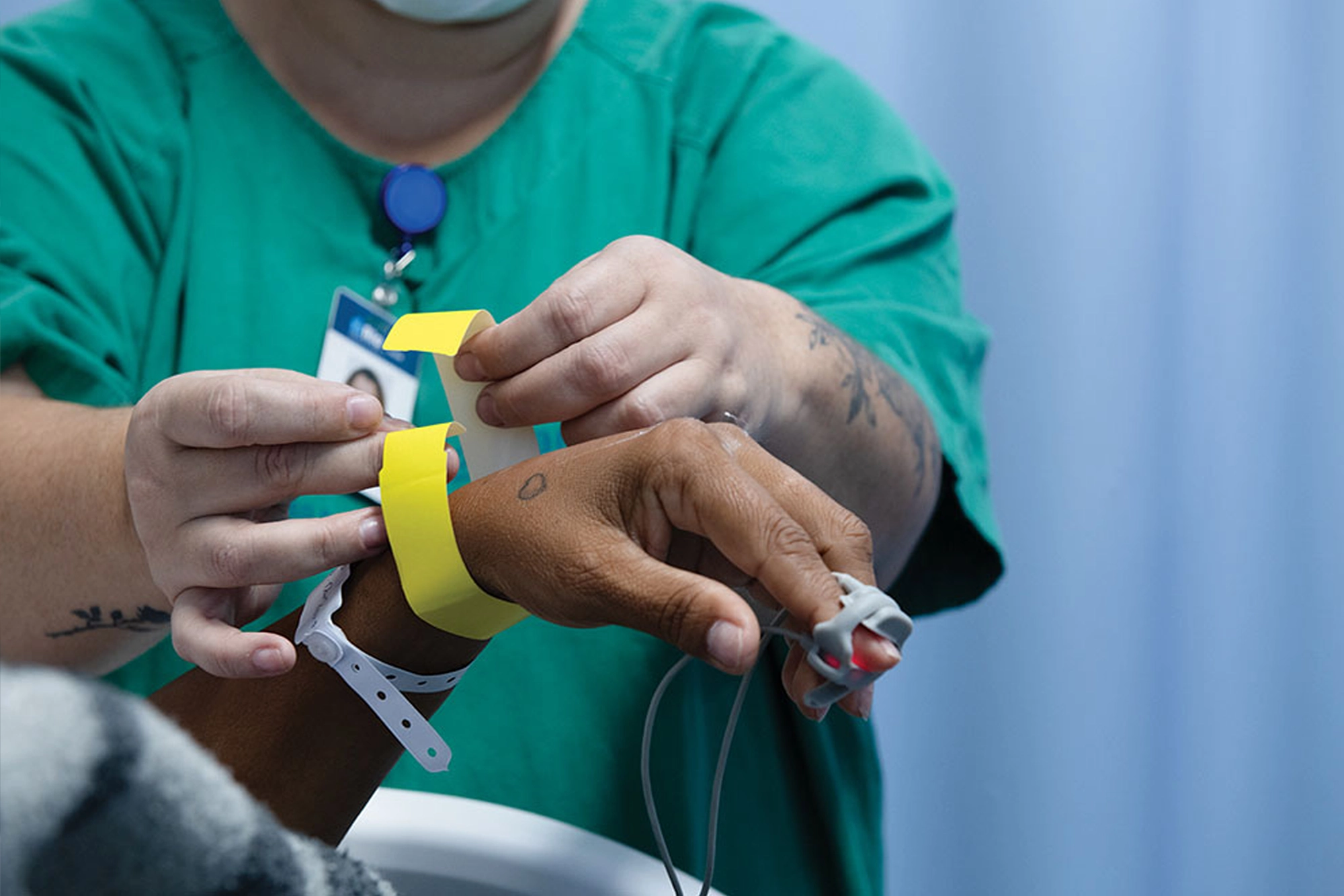 Comunicação efetiva e cirurgia segura são algumas das metas internacionais parasegurança do paciente presentes na rotina do Hospital Municipal Ronaldo Gazolla. — Foto: Fernanda Andrade.