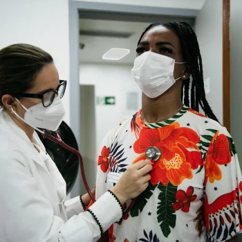 A tuberculose tem cura, mas ainda mata no Brasil pelas dificuldades de acesso ao tratamento — Foto: Fernanda Andrade