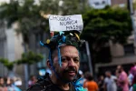 Comemoração do Dia Nacional de Luta Antimanicomial (18 de maio), com desfile da escola de samba Liberdade Ainda Que Tan Tan, em Belo Horizonte (MG). — Foto: Nadia Nicolau.
