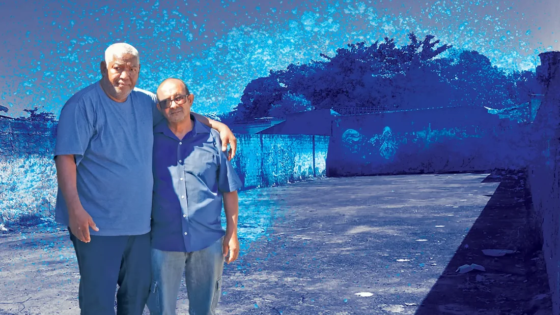 Marcelo Santos, presidente da Associação das Vítimas do Césio-137, e Donizeth de Oliveira, que trabalhava no ferro velho: vidas ainda afetadas pela tragédia. - Foto: Eduardo de Oliveira